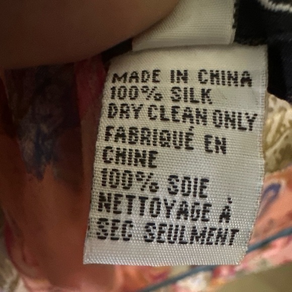 Cynthia Rowley Afternoon Tea Silk Top | Vintage/ blouson cut - Picture 13 of 14